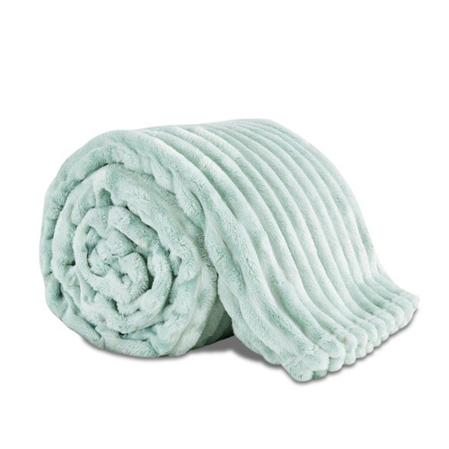 Chunky ribbed throw fluffy - ribbed,