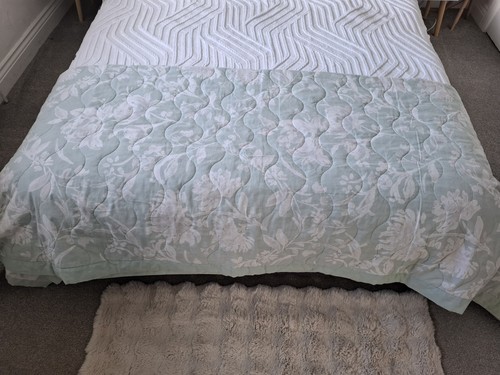 Next large reversible - reversible, throw